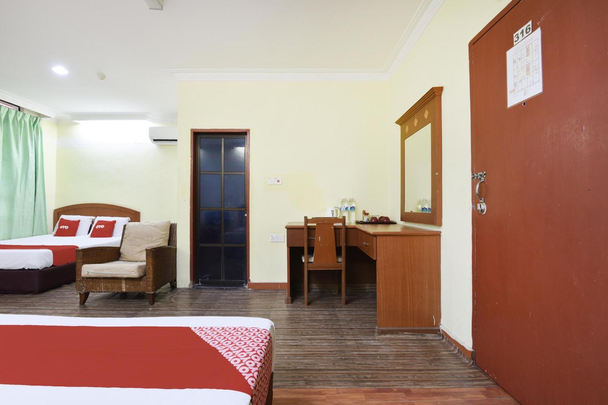 Hotel O Kota Bharu Near War Museum Formerly Azam Hotel Exteriör bild